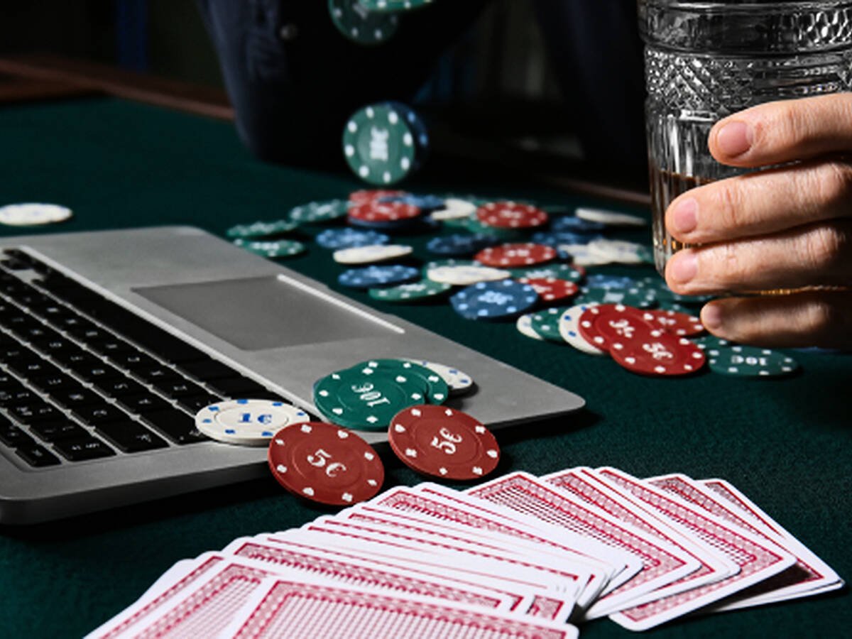 Can I play online poker with friends?' - Yep, with PokerStars Home Games -  PokerStars Learn