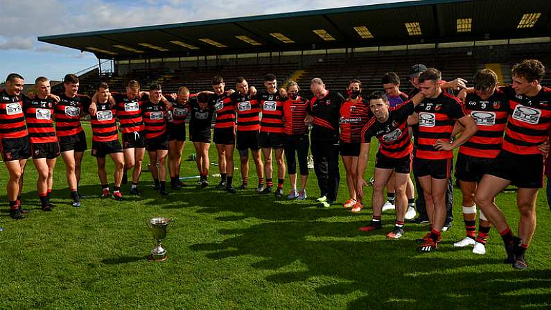 30 August 2020; David Walsh of Ballygunner, fourth from right, announces his retirement to team-mates following their side's victory during the Waterford County Senior Hurling Championship Final match between Passage and Ballygunner at Walsh Park in Waterford. Photo by Seb Daly/Sportsfile