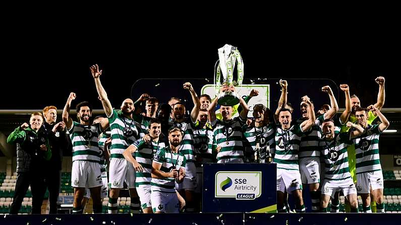 4 November 2020; Shamrock Rovers captain Ronan Finn and team-mates celebrate being presented with the SSE Airtricity League Premier Division trophy following the SSE Airtricity League Premier Division match between Shamrock Rovers and St Patrick's Athletic at Tallaght Stadium in Dublin. Photo by Stephen McCarthy/Sportsfile