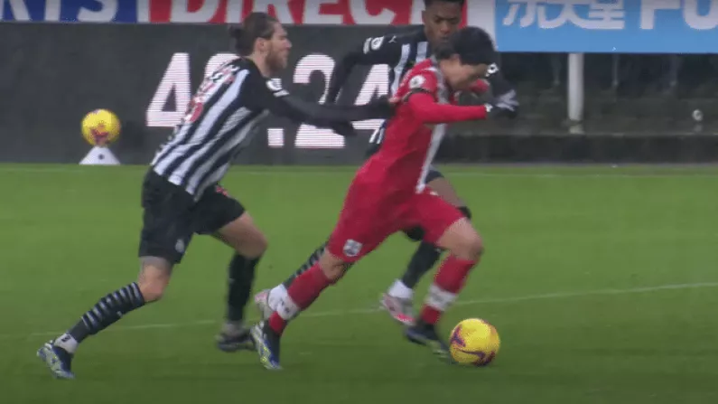 Watch: Moment Of Madness Sees Jeff Hendrick Sent Off In Crazy Newcastle Game
