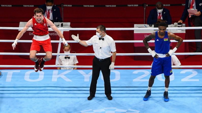 Aidan Walsh Guaranteed Medal On Great Night For Irish Boxing