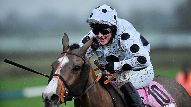 18 November2015; Moonlone Lane, with Lorna Brooke up, on their way to winning the Today FM Ladies Handicap Steeplechase after jumping the last. Fairyhouse Racecourse, Fairyhouse, Co. Meath. Picture credit: Matt Browne / SPORTSFILE