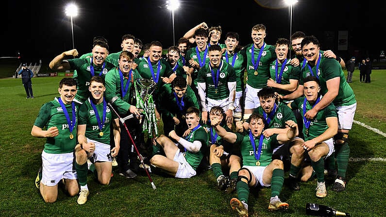 15 March 2019; Ireland players celebrate with the cup after the U20 Six Nations Rugby Championship match between Wales and Ireland at Zip World Stadium in Colwyn Bay, Wales. Photo by Piaras O Midheach/Sportsfile