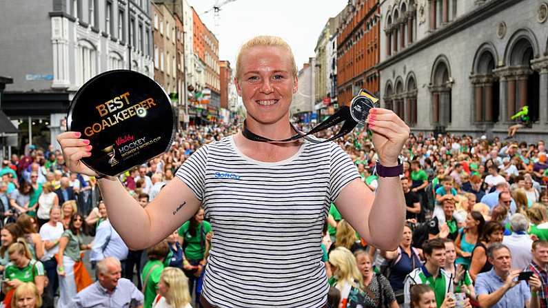 6 August 2018; Ireland's Ayeisha McFerran with her award for the tournament's best goalkeeper during their homecoming at Dame Street in Dublin after finishing second in the Womens Hockey World Cup in London, England. Photo by Ramsey Cardy/Sportsfile