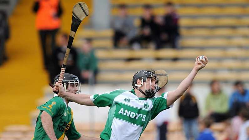 12 October 2008; Ballyhale Shamrocks corner-back Paul Shefflin catches the sliothr under pressure from Carrickshock's James Moran. Kilkenny Senior Hurling Semi-final, Ballyhale Shamrocks v Carrickshock, Nowlan Park, Kilkenny. Picture credit: Ray McManus / SPORTSFILE