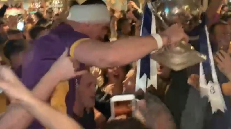 Bandaged Shane Walsh Received A Raucous Welcome In Kilmacud Clubhouse