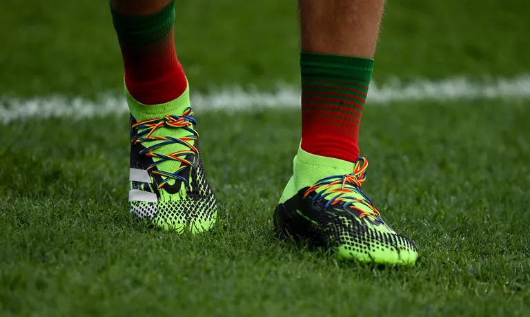 Aidan O'Shea rainbow laces