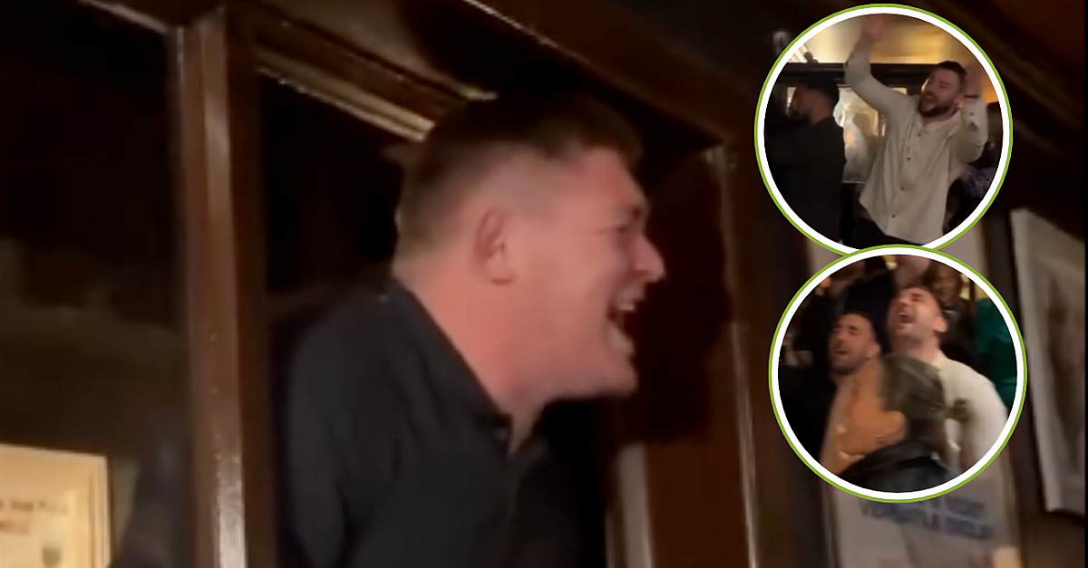 Tadhg Furlong mène ses coéquipiers irlandais dans Singsong au mariage de Henshaw