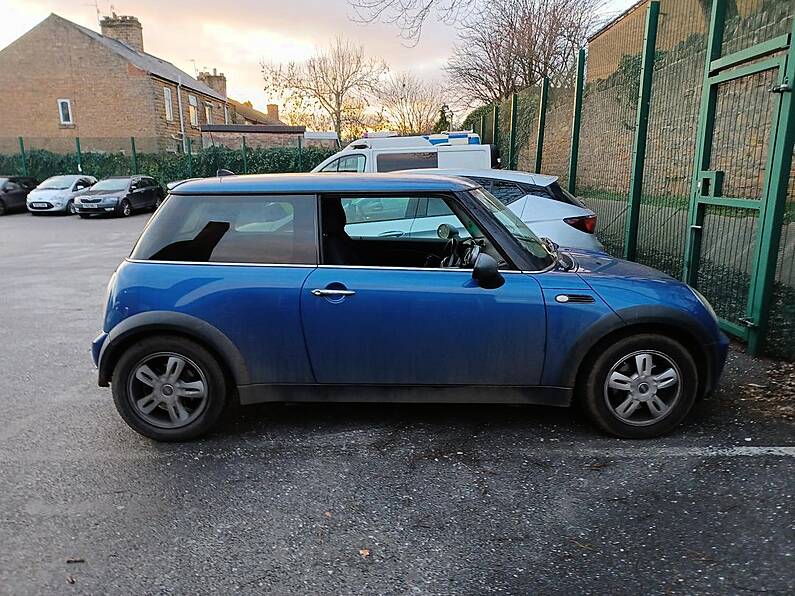 Mini driver busted by police for driving without licence or insurance since 1950