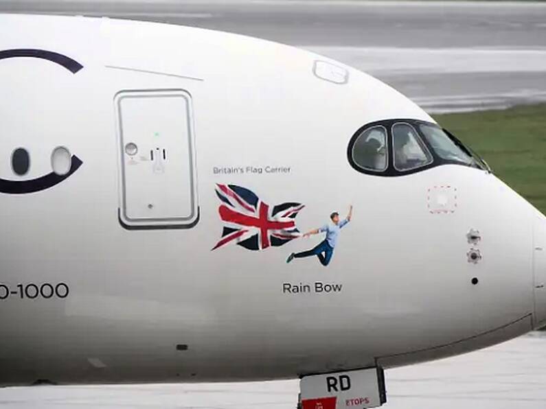 England head for the World Cup in Qatar on plane called ‘Rain Bow’