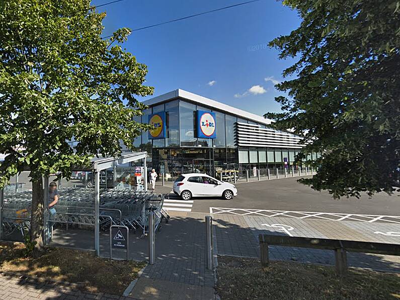 Two South East Lidl stores announce massive 80% off 'warehouse sale'