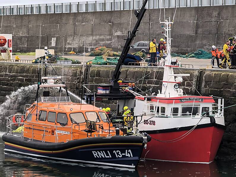 Dunmore East RNLI volunteer crew leads multi-agency rescue of 3 fishermen