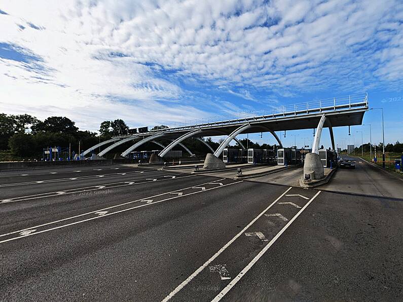 Removal of tolls & universal road charge being considered by government body