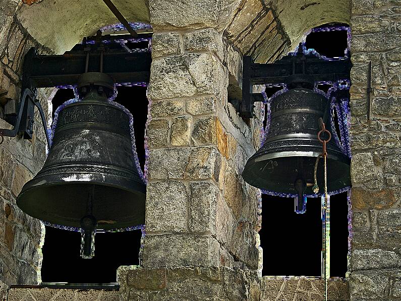 Waterford plans to ring bells at 11/11/11 to show solidarity with Ukraine