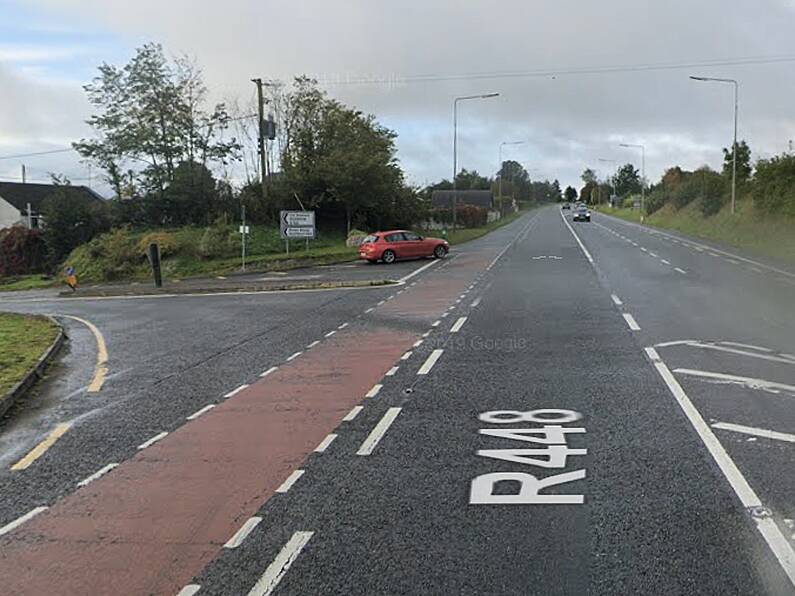 Emergency services are dealing with a collision in Co Carlow