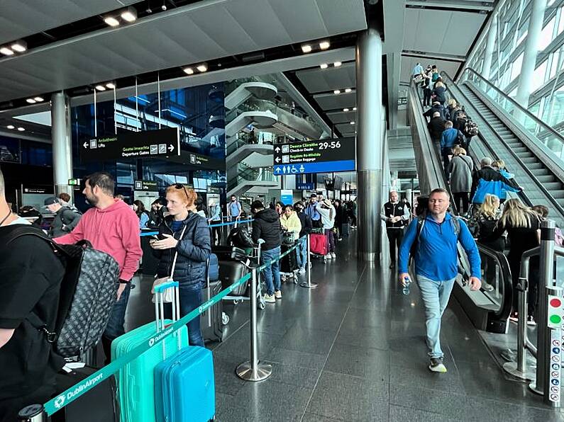 Dublin Airport to put passengers who arrive too early in holding areas