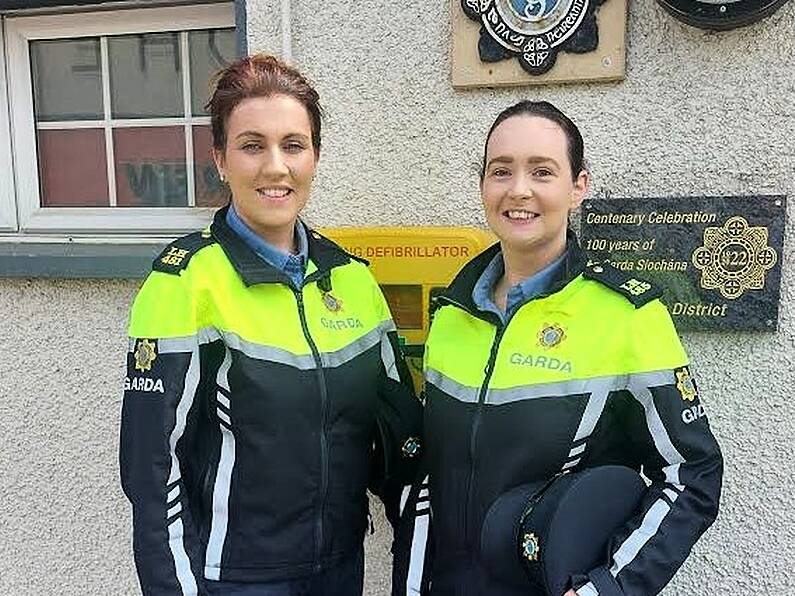 Gardaí hailed as 'heroes' for providing emergency care to injured teen on motorway