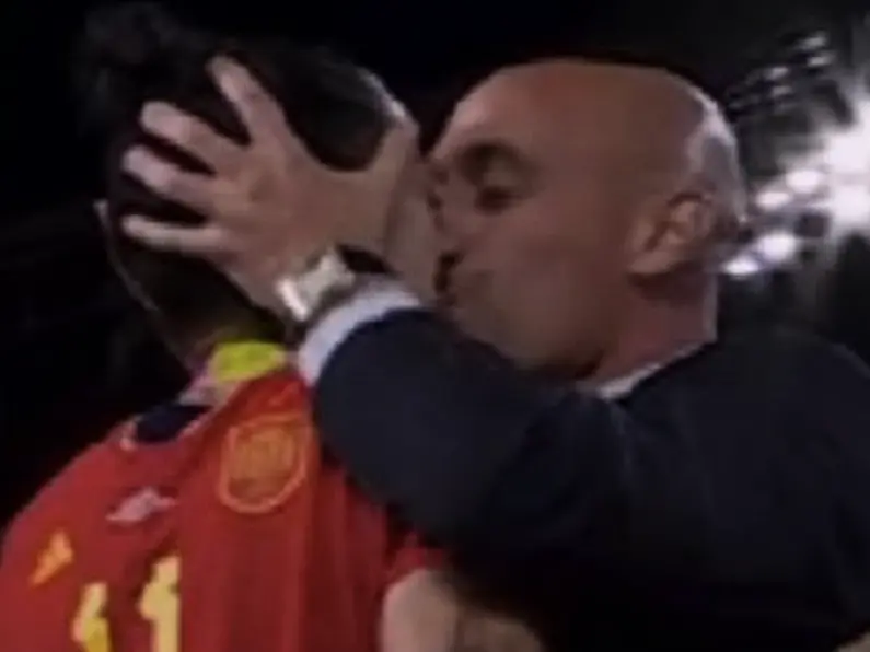 Spain's soccer chief apologises for kissing World Cup winner Jenni Hermoso