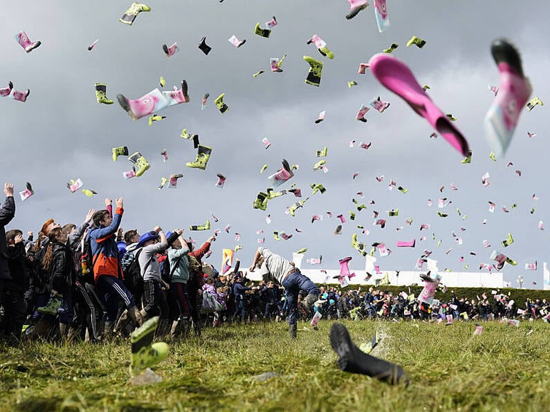 Almost 1,000 people throw wellies in world record attempt at Ploughing Championships