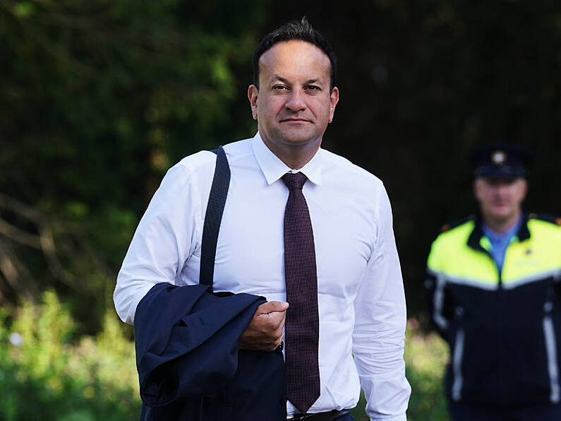 Taoiseach refuses to change lifestyle despite threat from far-right