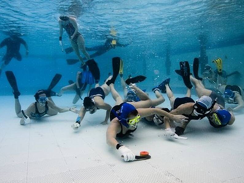 Sports Sillys - Underwater Hockey