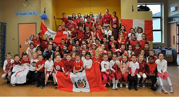 'Ole, ole!' turns to 'Arriba Peru!' as Donegal village adopts Peru for World Cup