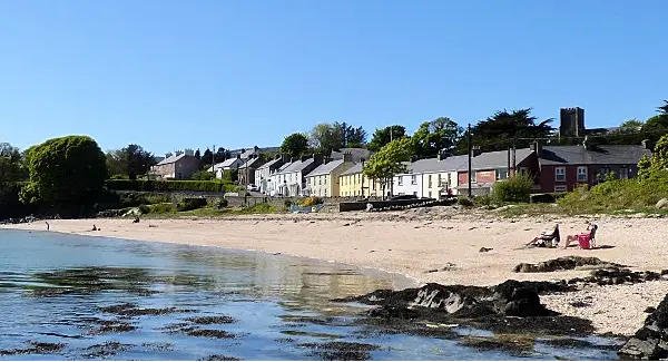 'Ole, ole!' turns to 'Arriba Peru!' as Donegal village adopts Peru for World Cup