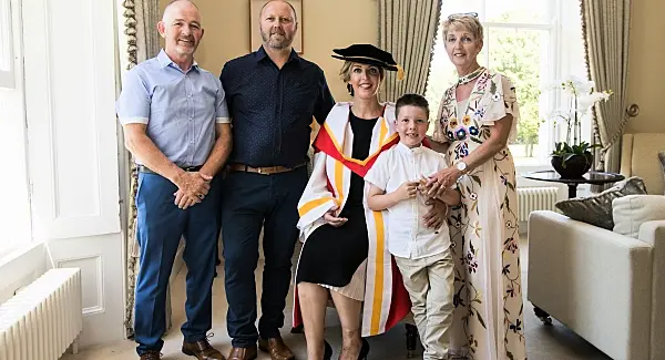 Vicky Phelan focused on getting medication for other cervical cancer sufferers as she gets honorary doctorate