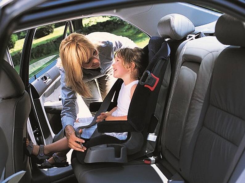 One in ten children not using seat belts when travelling in back seat