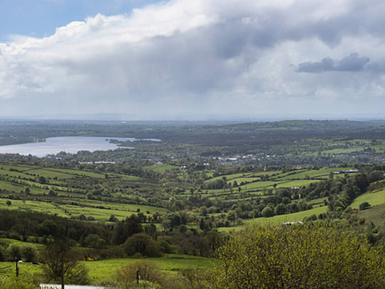 WATCH: This hiker wakes up above the clouds on top of Irish mountain