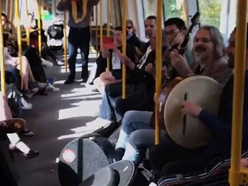 WATCH: Australian commuters get a front row seat to what a real Irish trad session is