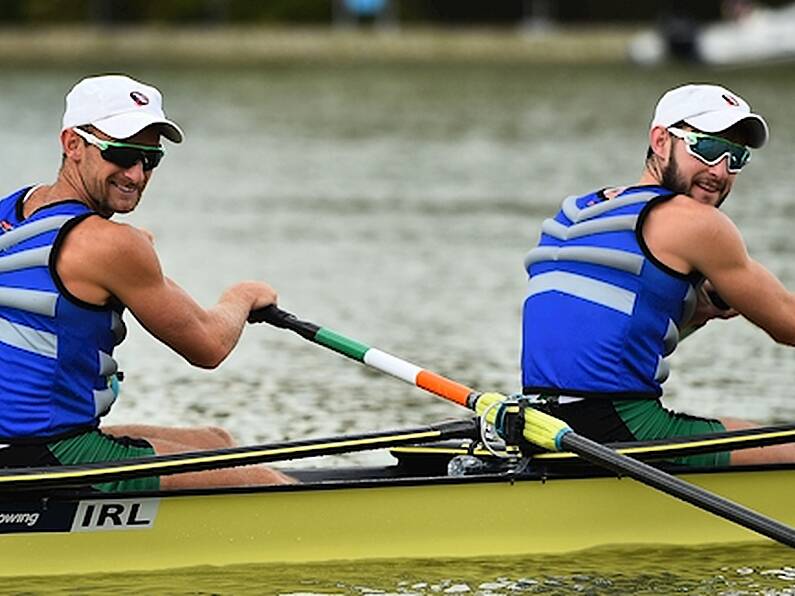 Paul and Gary O'Donovan win their World Championship quarter-final