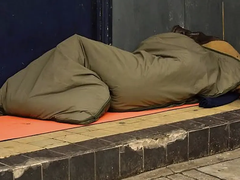 Number of homeless people living in emergency accommodation rises to 9,724