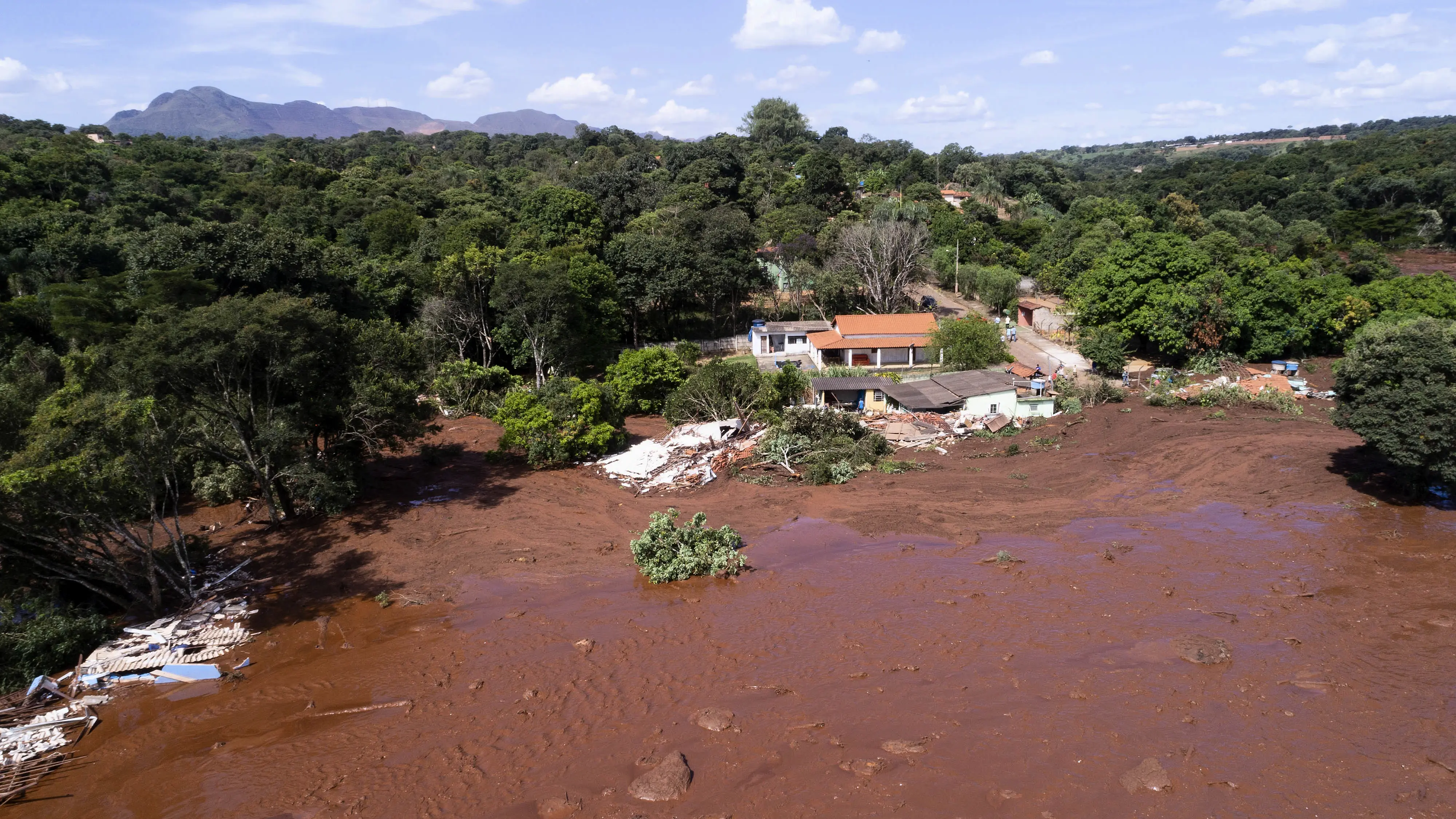 Latest: Nine dead and up to 300 people missing after Brazilian dam bursts