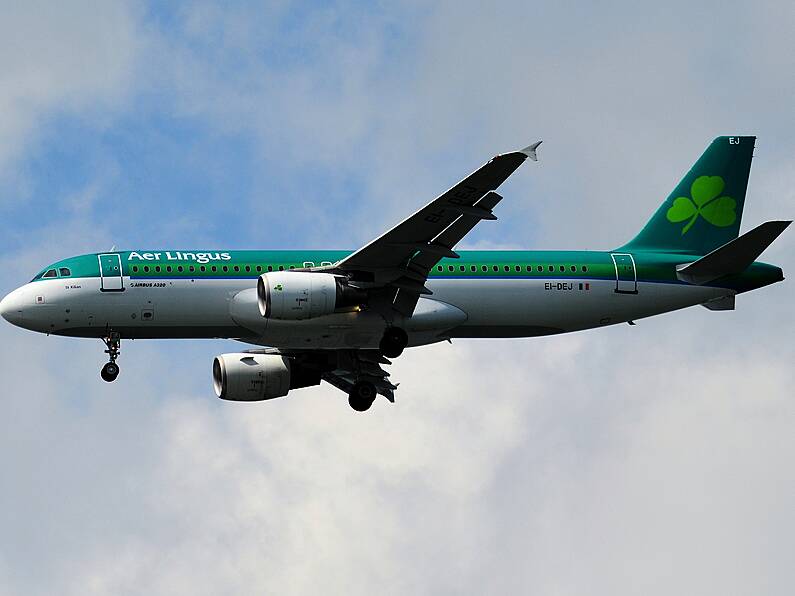 Two planes involved in near miss while taxiing at Dublin Airport