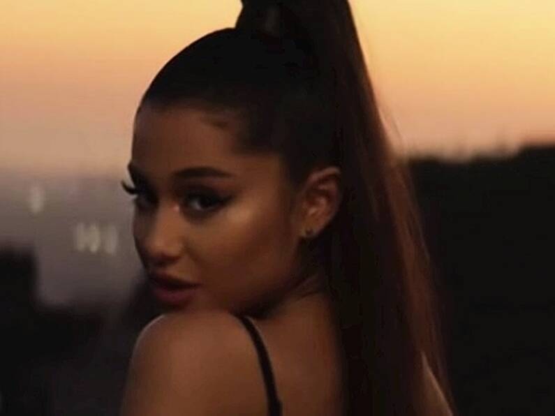 Ariana Grande plugs €5 Irish make-up product in her latest music video