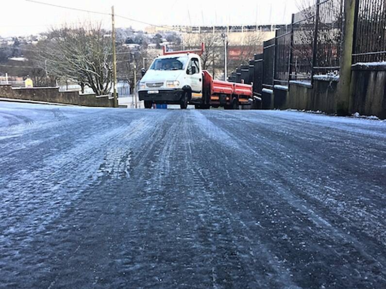 Storm Freya causes travel disruption amid weather warnings