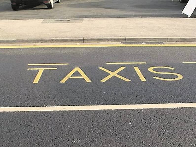 Taxi scam involving 180 non-EU nationals uncovered