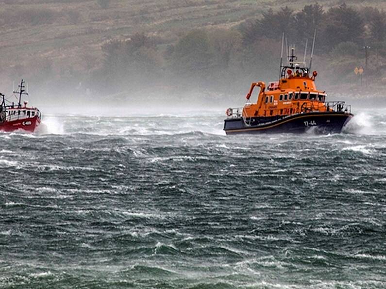 Lifeboat rescues stranded fishing boat in middle of Storm Hannah off Cork coast