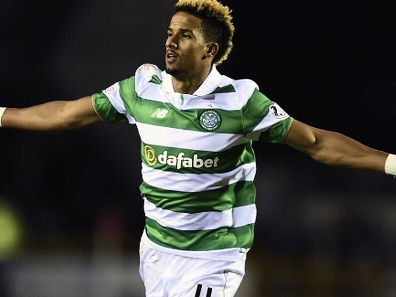 Celtic extend Scott Sinclair's contract