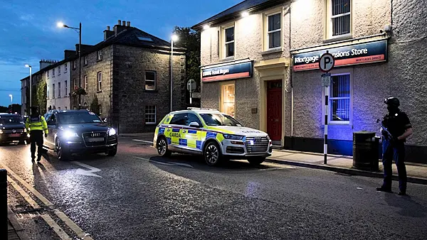 Armed Gardaí patrolling streets of Longford