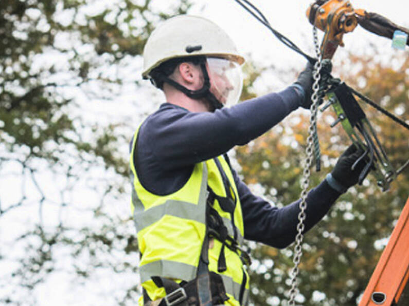 Over 2,000 homes and businesses without power in Cork