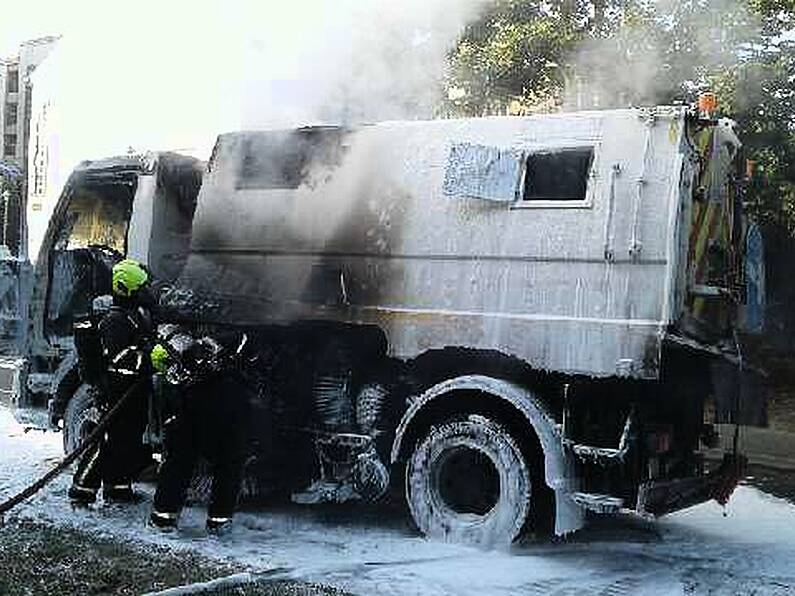 Street sweeper went on fire in Waterford City