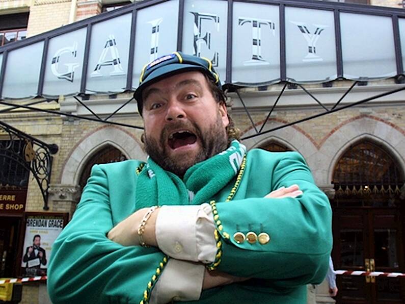 Street mural of Brendan Grace appears in Dublin ahead of comedian's funeral