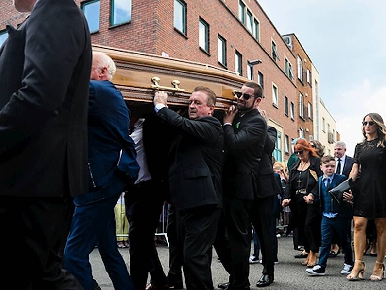 Hundreds of mourner gather for funeral of Brendan Grace