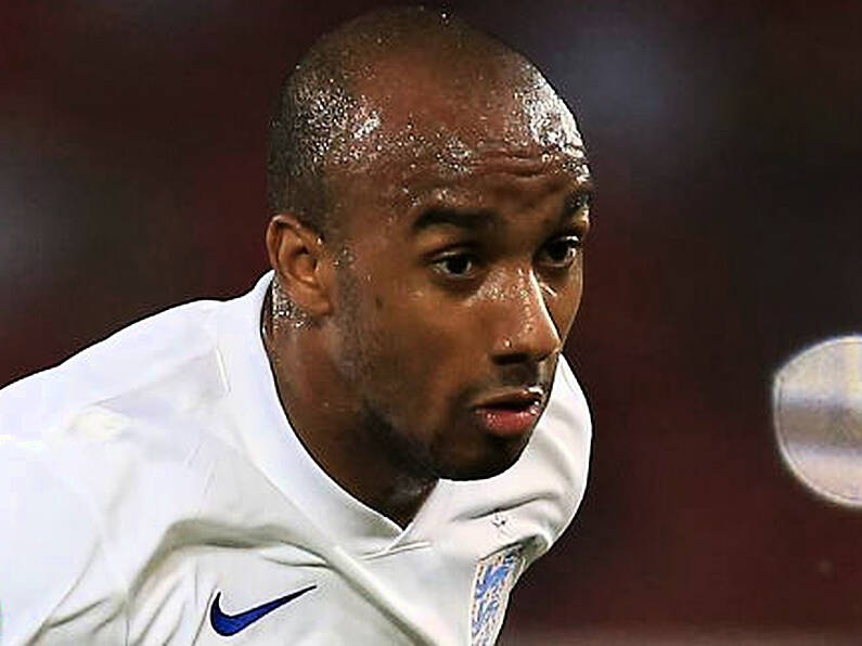 Everton sign Fabian Delph from Manchester City