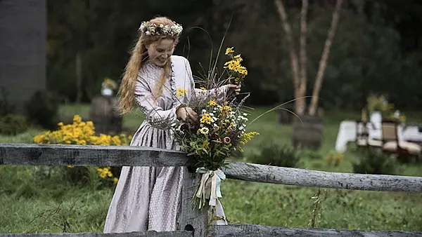 First look at Saoirse Ronan and Emma Watson in all-star Little Women