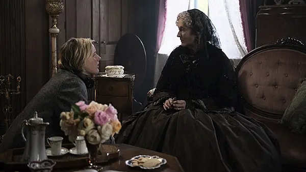 First look at Saoirse Ronan and Emma Watson in all-star Little Women