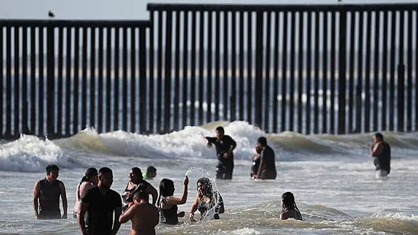 US Border Patrol head condemns agents' offensive Facebook posts after Democrats visit 'jail-like' migrant camps