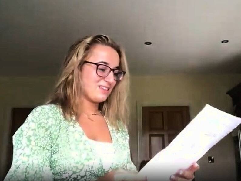 Irish blogger in tears as she opens her Leaving Cert results live on Instagram